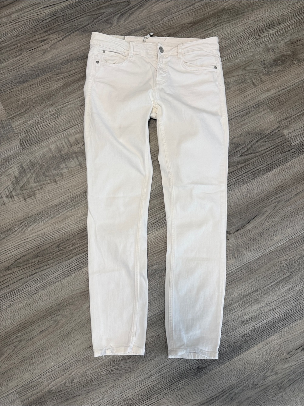 Zara White Skinny Jeans